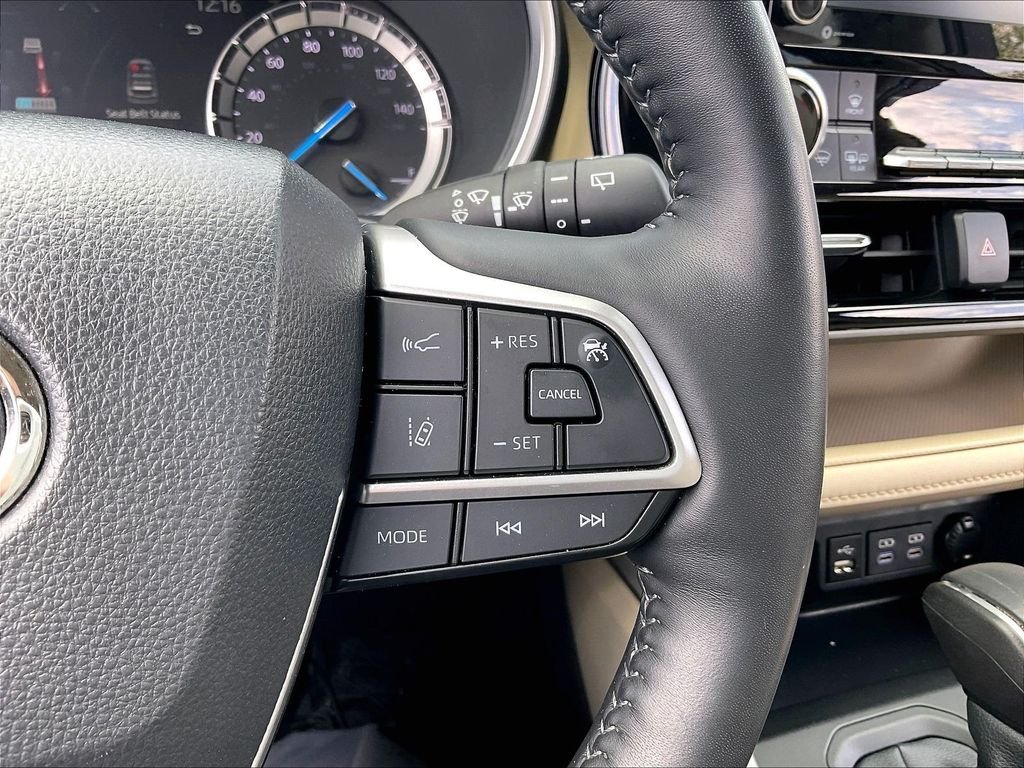 Used 2022 Blueprint Toyota XLE image 24