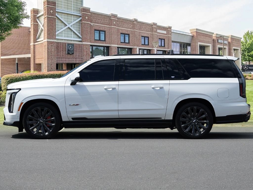 Used 2025 Crystal White Cadillac V-Series image 8