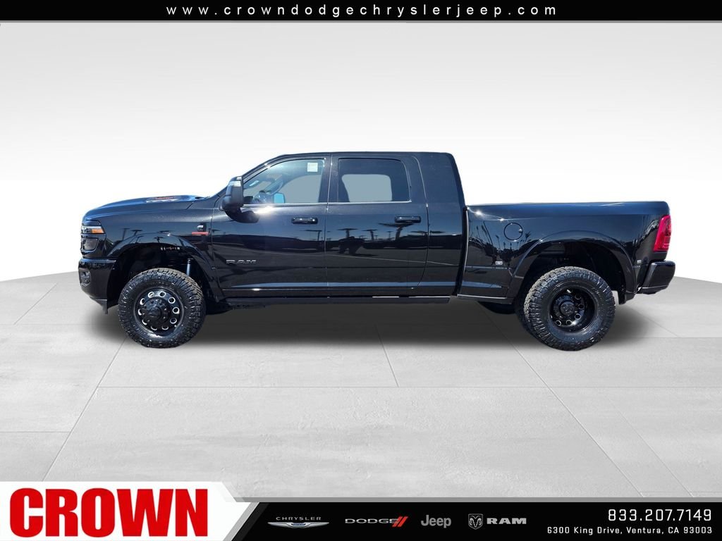 New 2026 Diamond Black Crystal Pearl-Coat Exterior Paint RAM Limited image 8