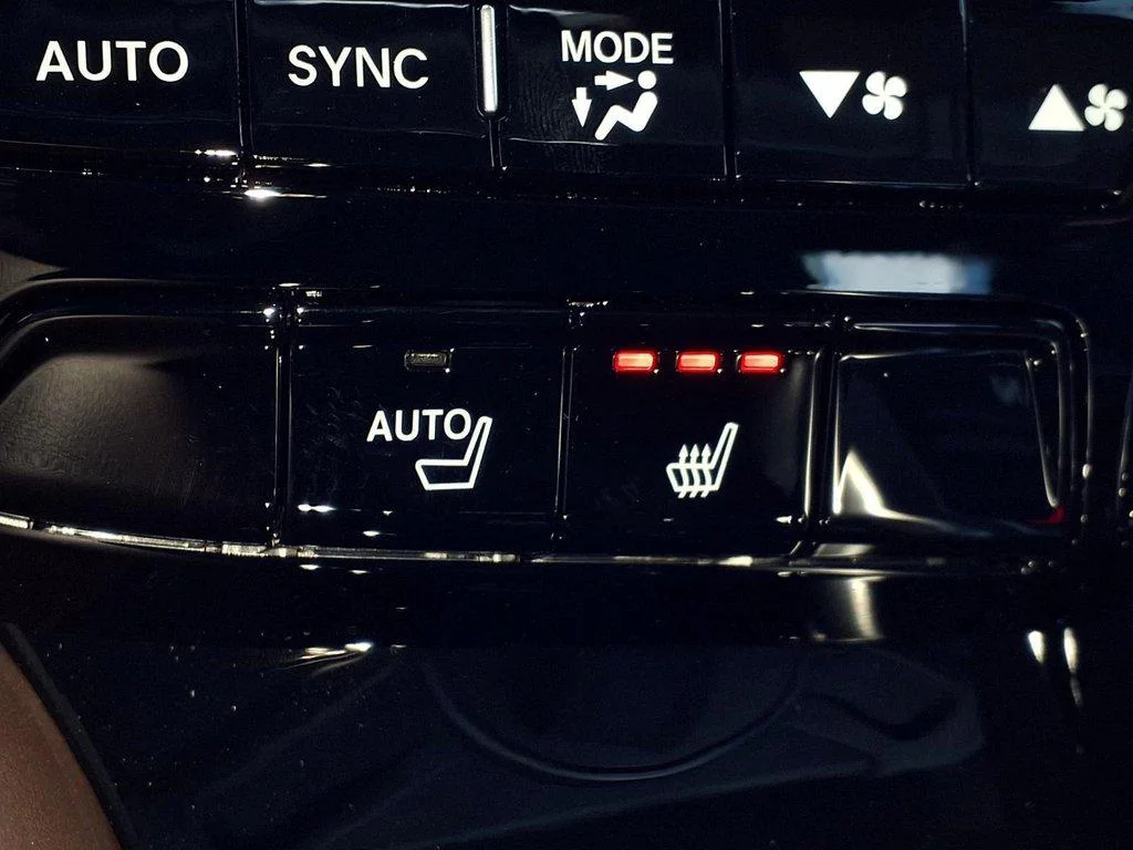 New 2026 Liquid Carbon Metallic Acura Technology Package image 19