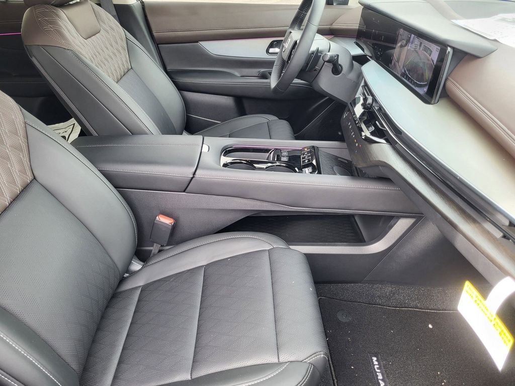New 2026 Super Black Nissan Platinum image 10