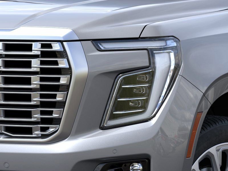 2026 GMC Yukon XL Denali - Photo 10