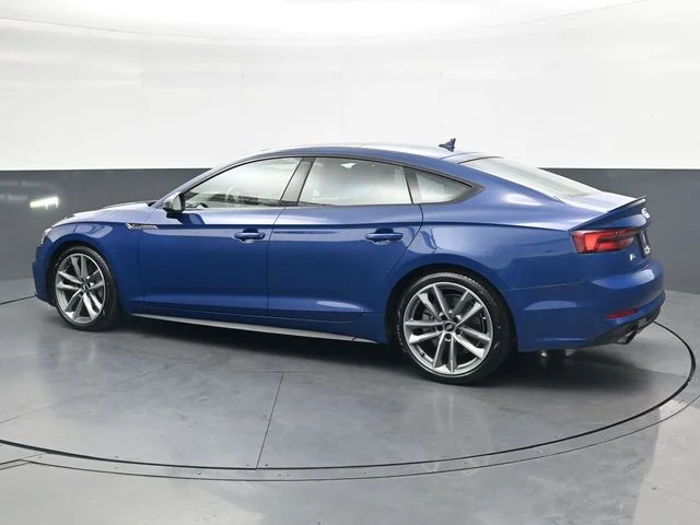 Used 2019  Audi Premium Plus image 6
