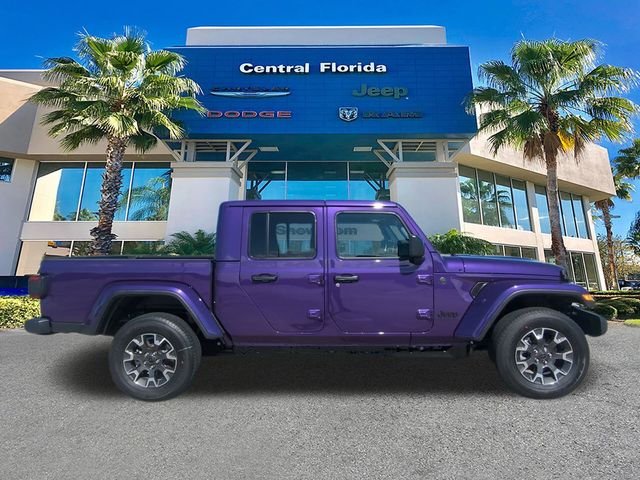 New 2026 Reign Exterior Paint Jeep Sahara image 4