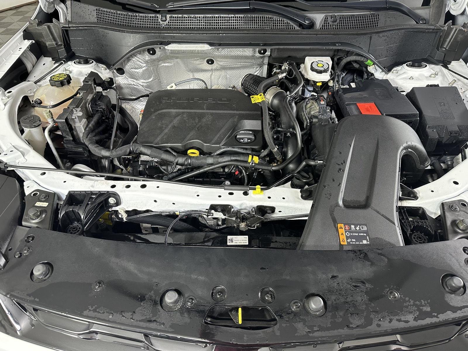 Used 2024 Summit White Chevrolet ACTIV image 12