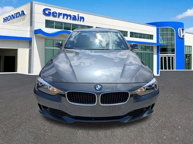 Used 2015 Mineral Gray Metallic BMW 320i xDrive image 9