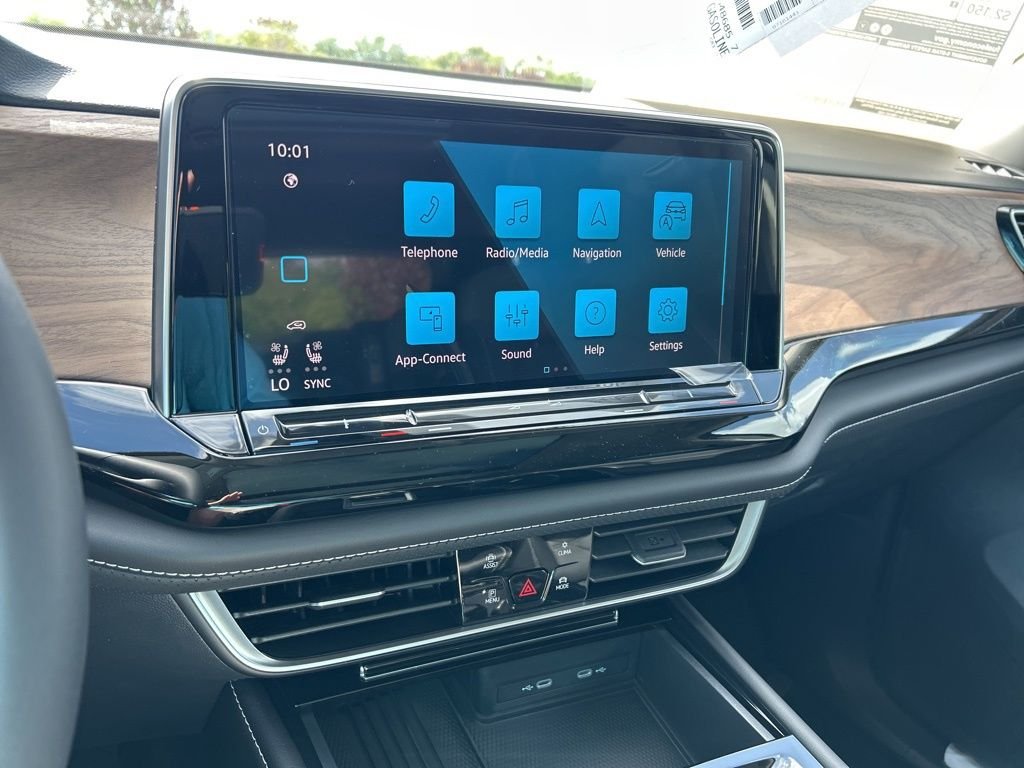 New 2026 Gray Volkswagen 2.0T SE w/Technology image 33