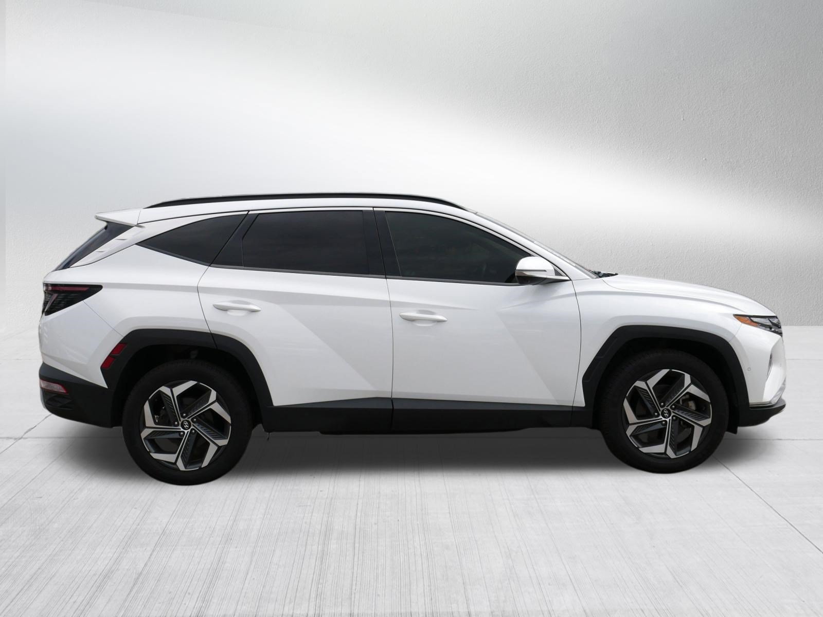 2022 Hyundai Tucson Limited - Photo 8