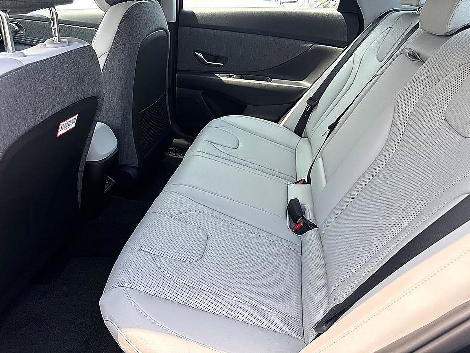 New 2026 Abyss Black Hyundai Limited image 7