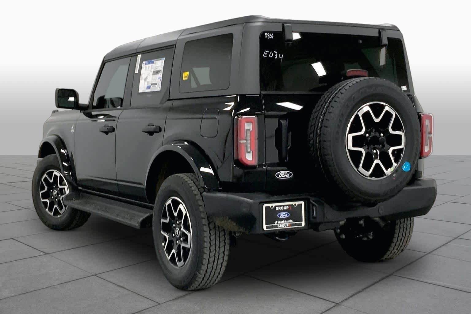 New 2026 Shadow Black Ford Outer Banks® image 11