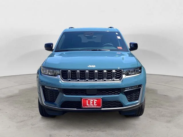 New 2026 Steel Blue Jeep LIMITED 4X4 image 9