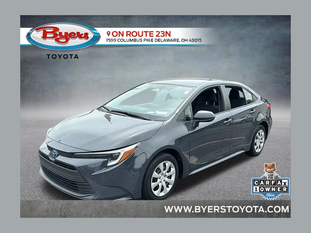 Used 2025  Toyota LE image 1