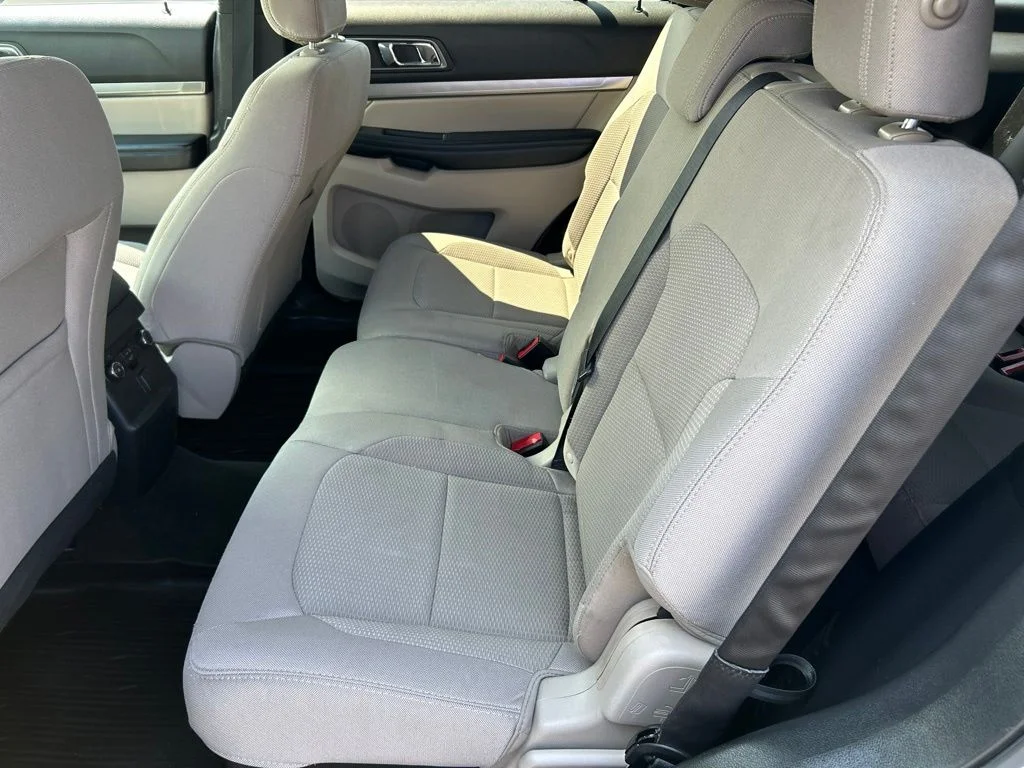 Used 2018 Oxford White Ford XLT image 18
