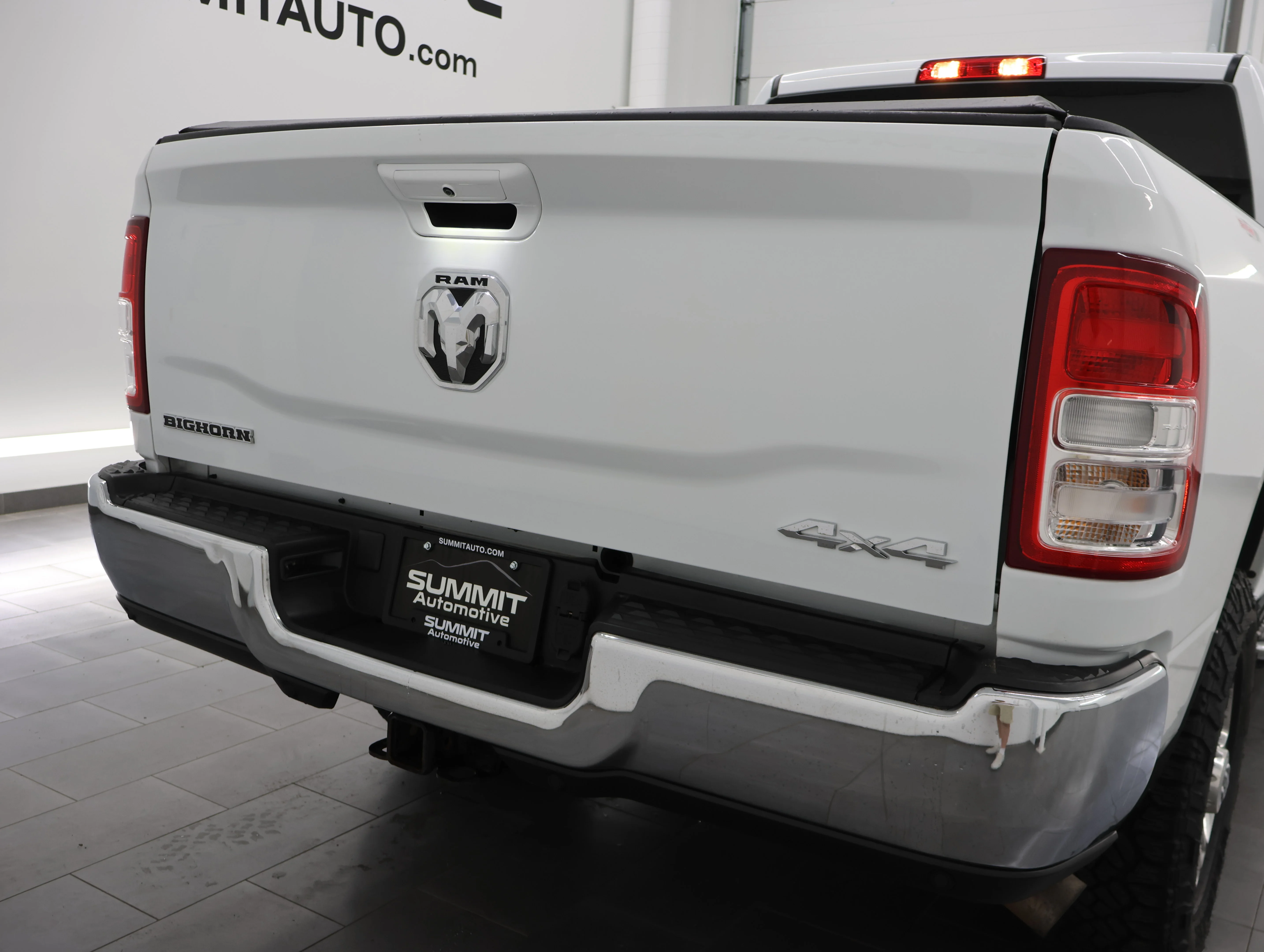 Used 2022 Bright White Clearcoat Ram Big Horn image 28