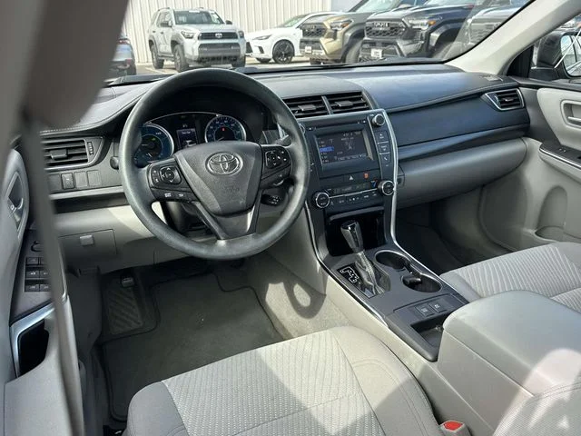 Used 2017 Gray Toyota LE image 16