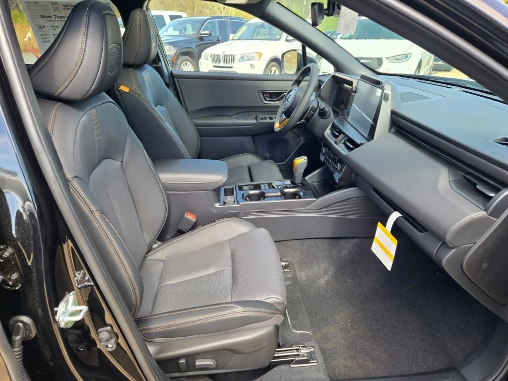 New 2026 CRYSTAL BLACK SILICA Subaru Wilderness image 6