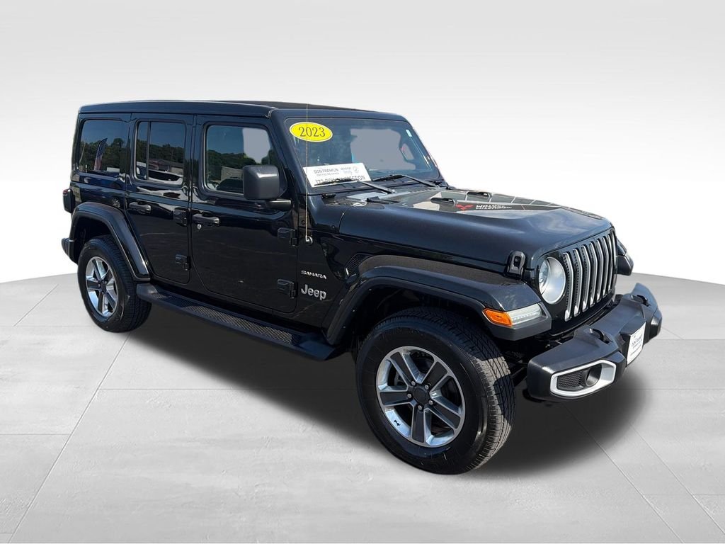 Used 2023 Black Jeep Sahara image 7