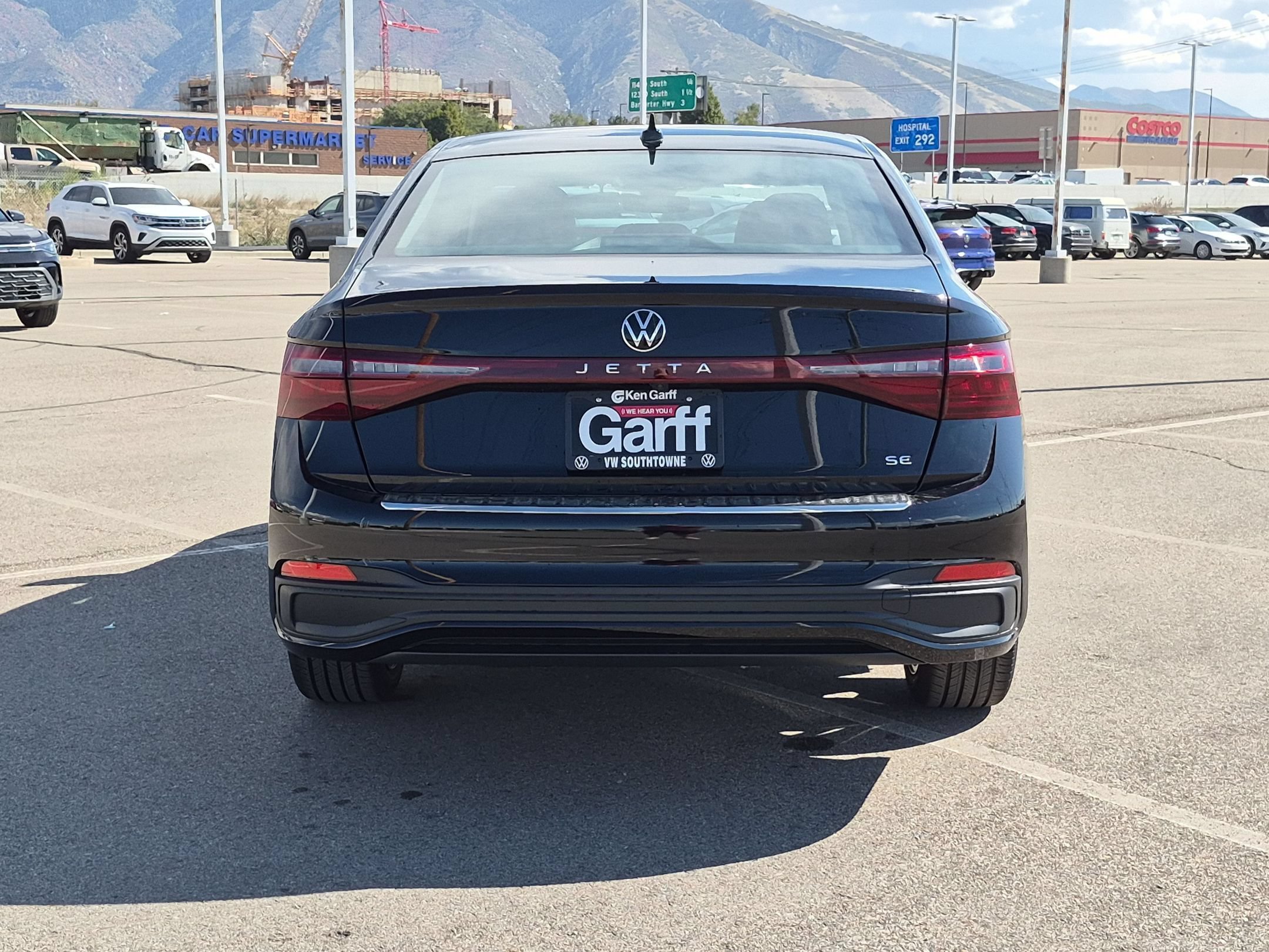 New 2027 Deep Black Pearl Volkswagen SE image 4