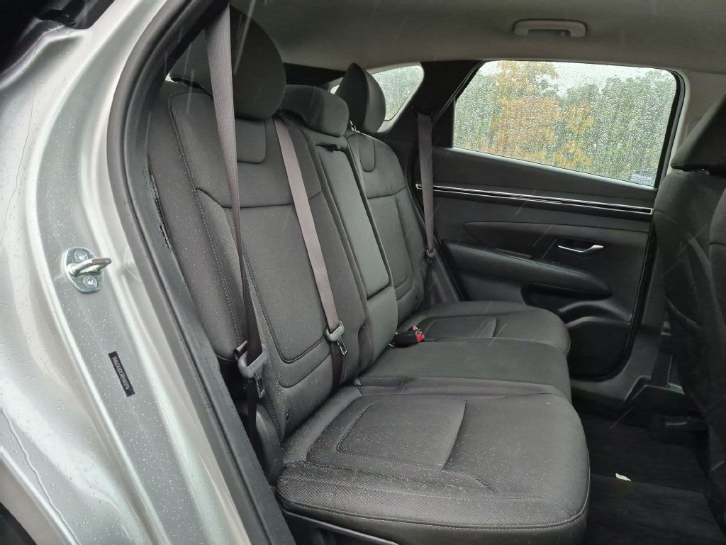 Used 2024 Silver Hyundai SE image 27