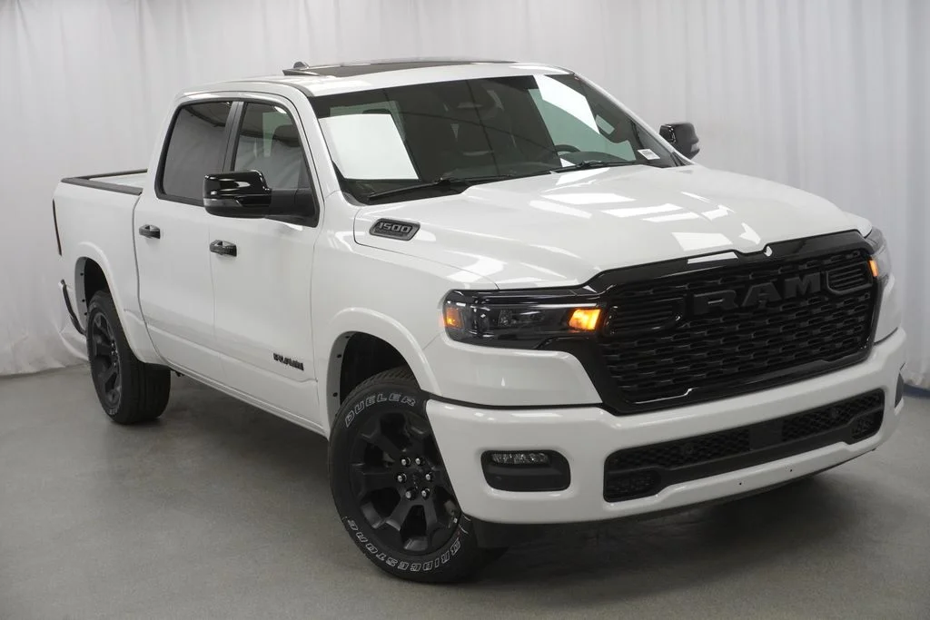 New 2026 Bright White Clear-Coat Exterior Paint RAM Big Horn/Lone Star image 8