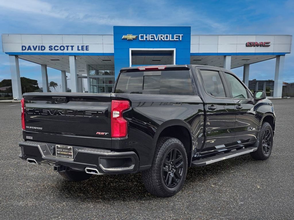 Used 2026 Black Chevrolet RST image 9