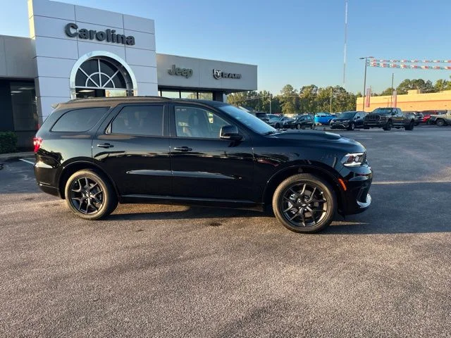 New 2027 Pitch-Black Exterior Paint Dodge GT image 2