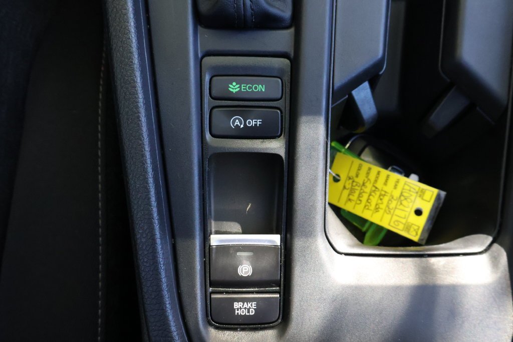 2025 Honda Accord SE - Photo 21