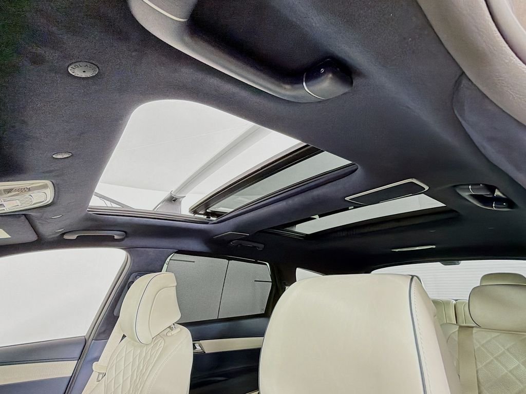 New 2026 Savile Silver Genesis 3.5T Prestige image 23