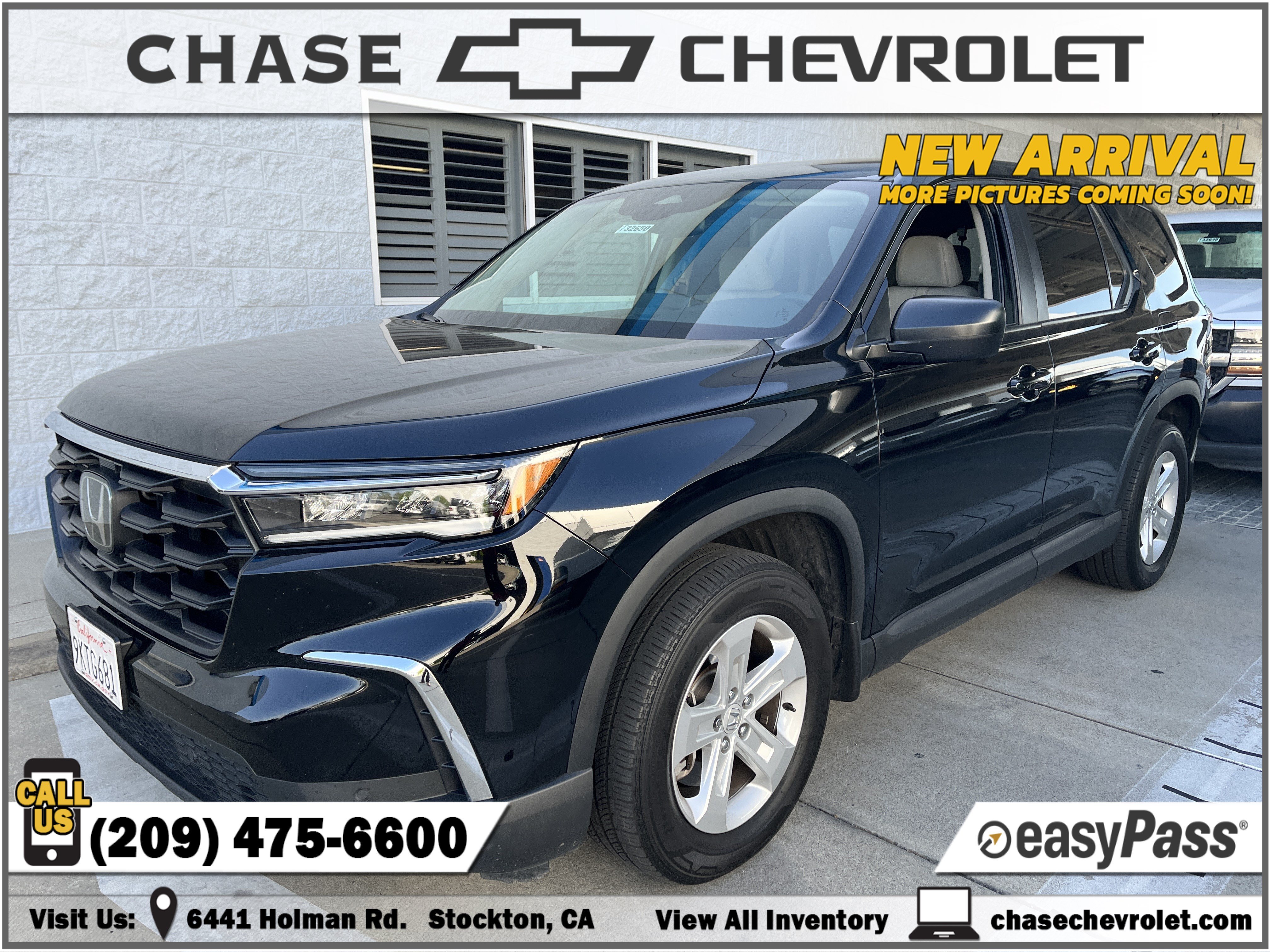 2024 Honda Pilot LX 2WD's photo