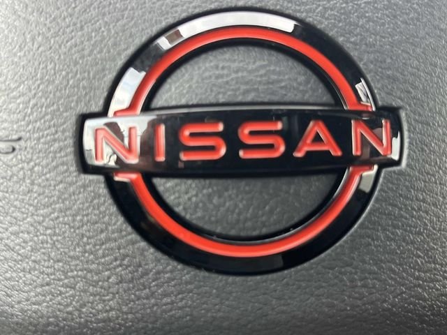 New 2026 Everest White Pearl TriCoat / Super Black Two-tone Nissan Rock Creek® image 31