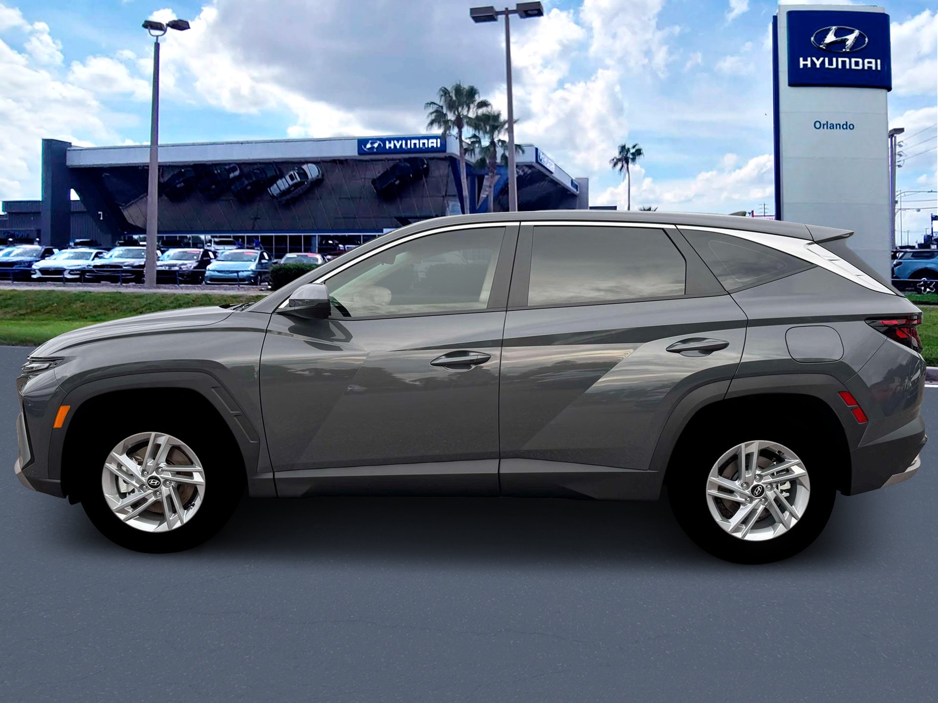 New 2026 Ecotronic Gray Hyundai SE FWD image 3