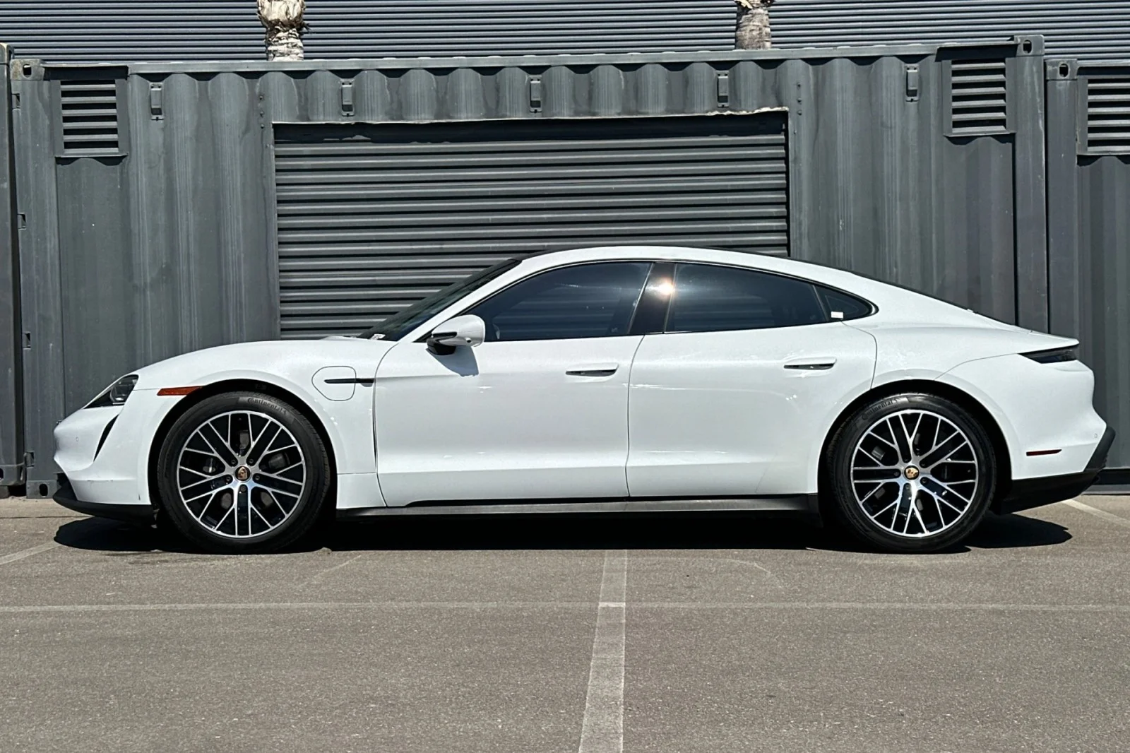 Certified Used 2023 Carrara White Metallic Porsche  image 2