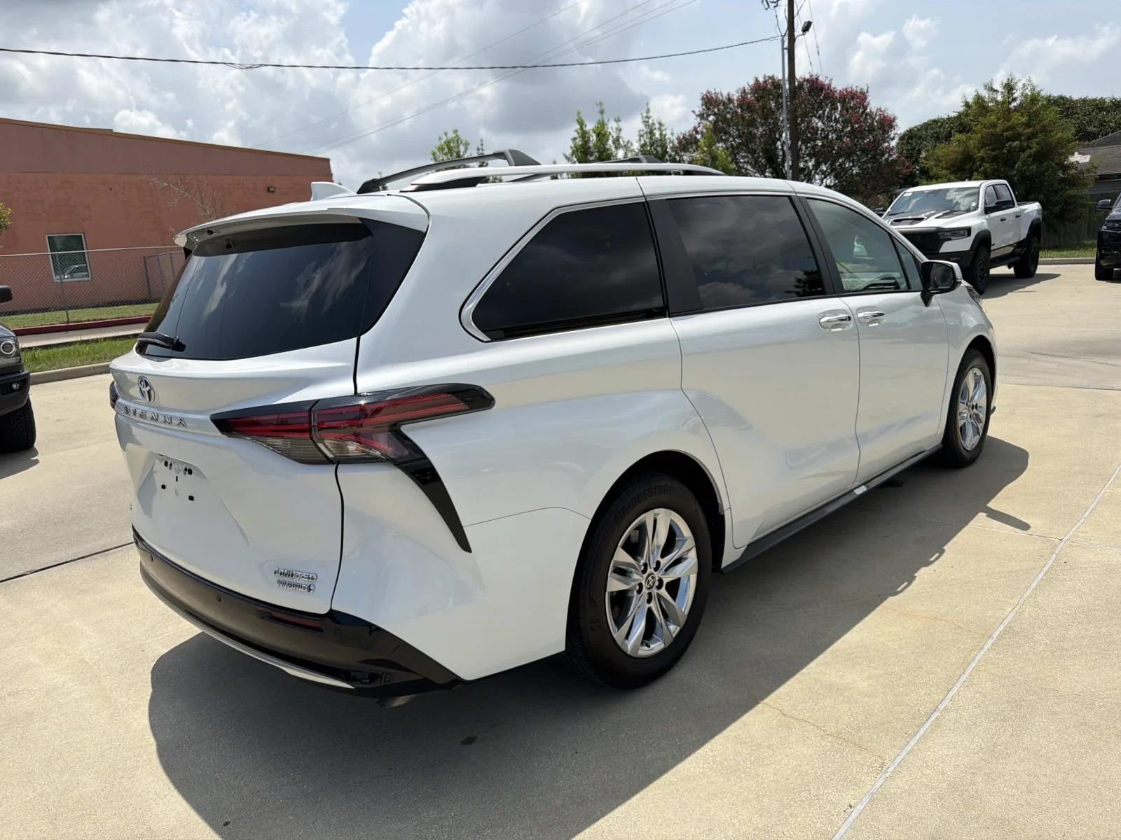 Used 2023 Beige Toyota Limited AWD 7-Passenger (Natl) image 7