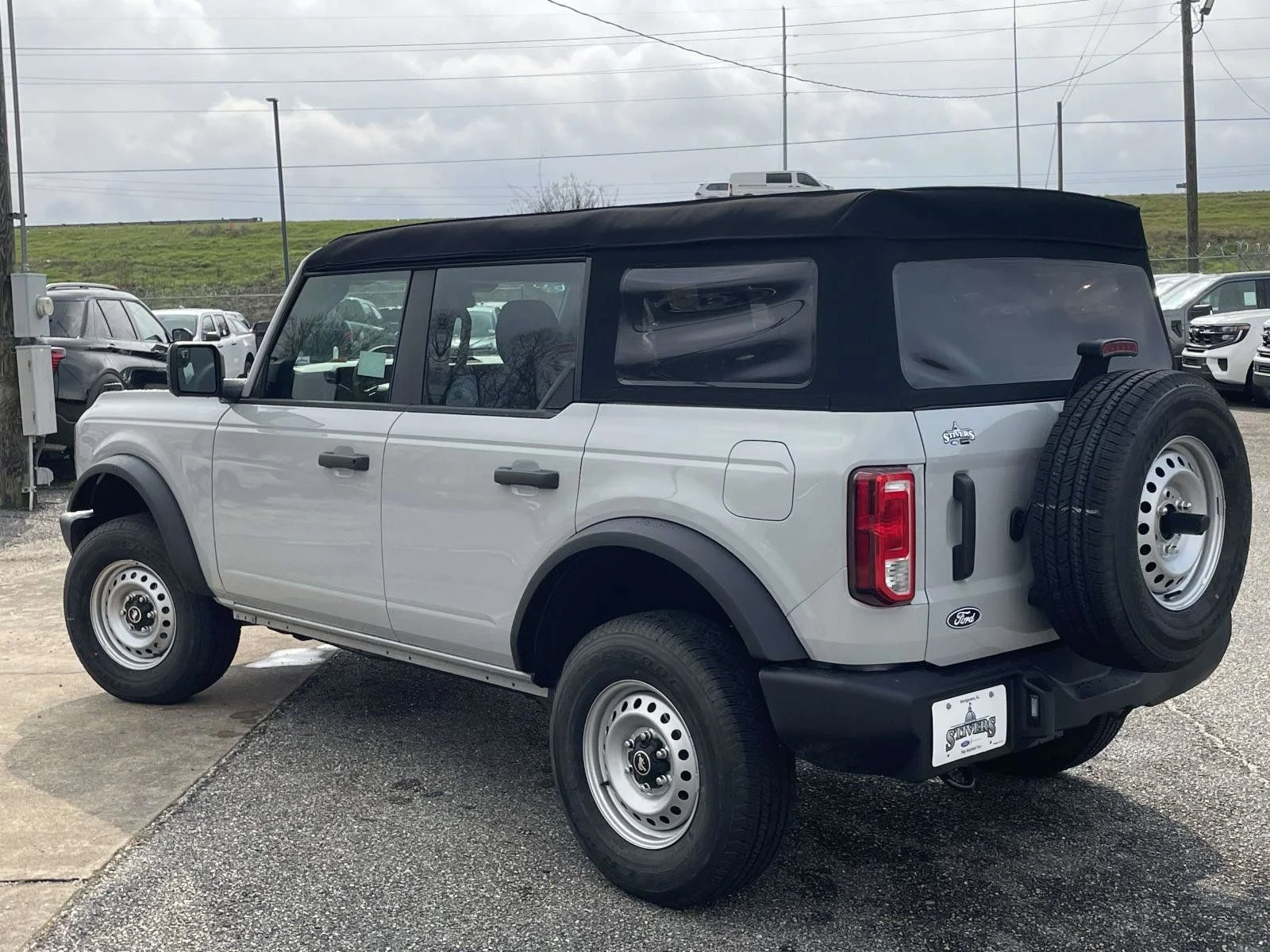 Used 2026 White Ford Base image 5