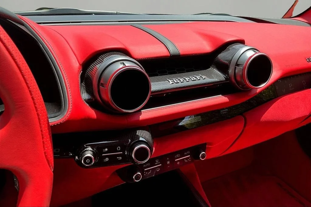 Used 2022 Rosso Corsa Ferrari  image 10