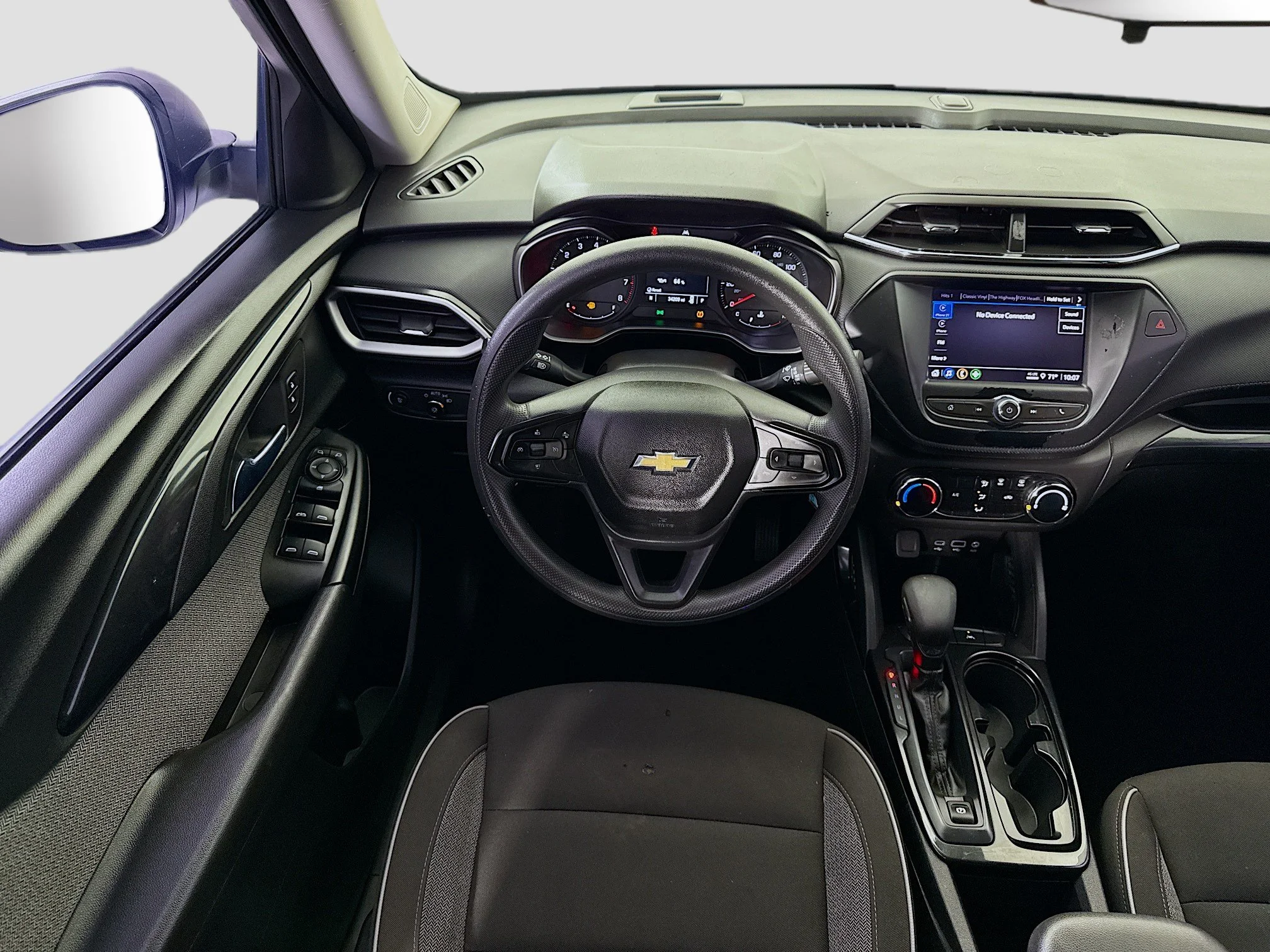 Used 2023 Summit White Chevrolet LS image 23