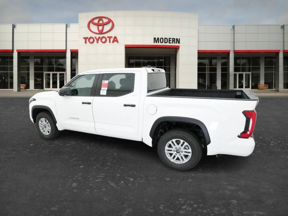 New 2026 Ice Cap Toyota SR5 image 17