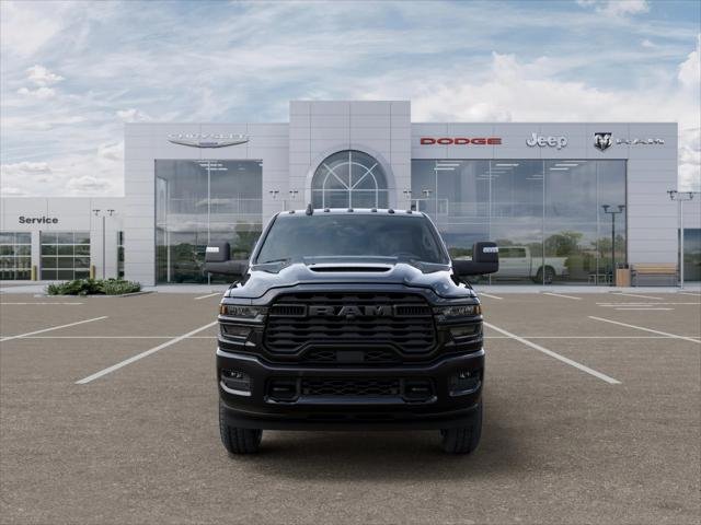 New 2026 Diamond Black Crystal Pearl-Coat Exterior Paint RAM Tradesman image 32