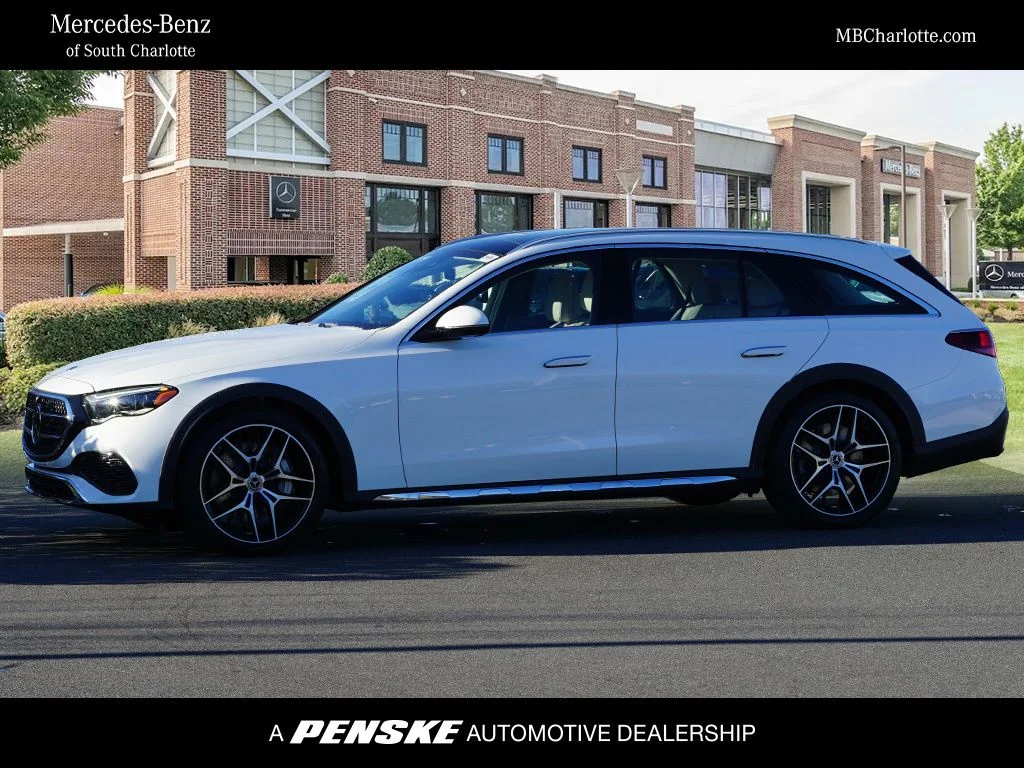 2026 Mercedes-Benz E-Class E450 4MATIC All-Terrain's photo