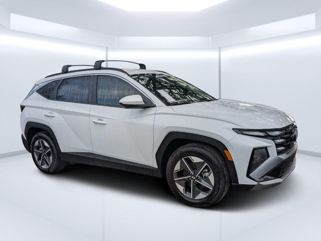 New 2026 White Hyundai SEL FWD image 1