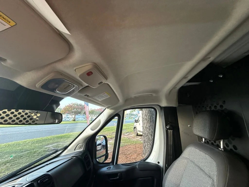 Used 2025 White Ram Base image 23