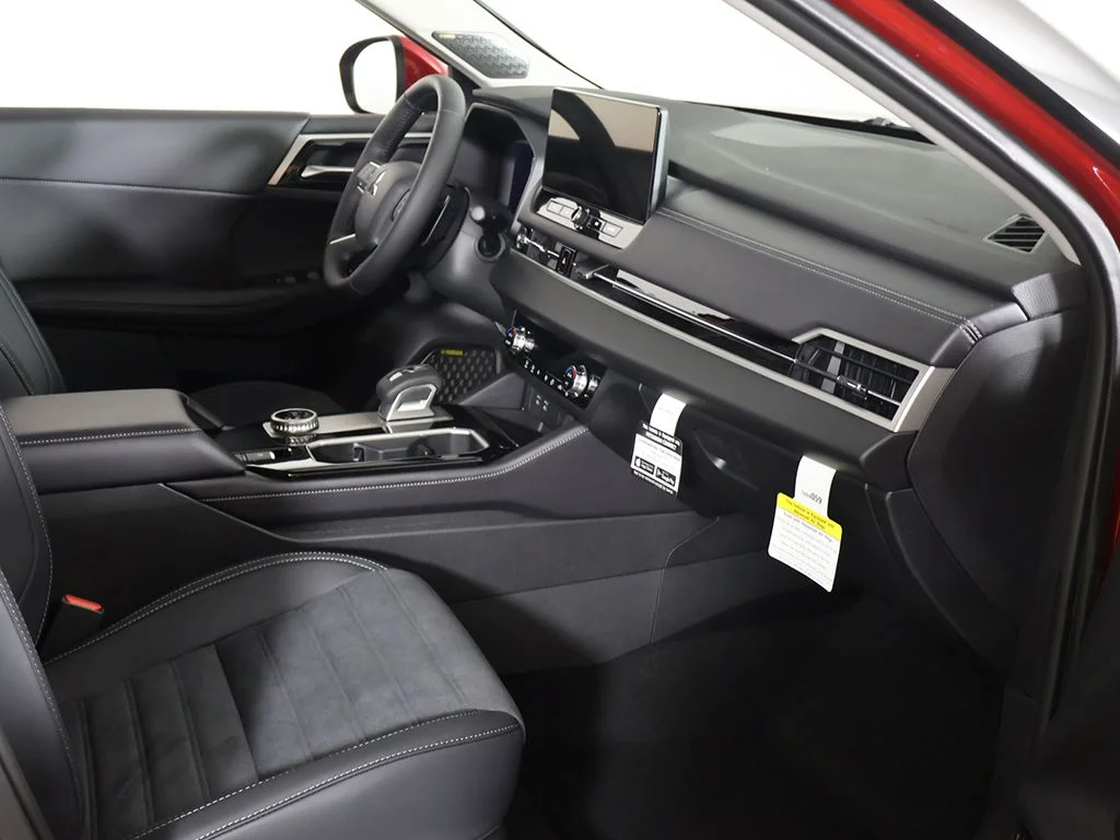 New 2026 Red Mitsubishi SE 1.5T 2WD image 28