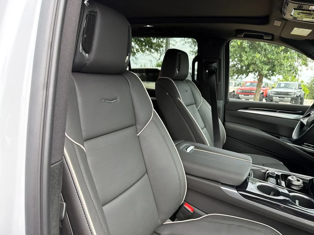 2026 Cadillac Escalade ESV Sport - Photo 38
