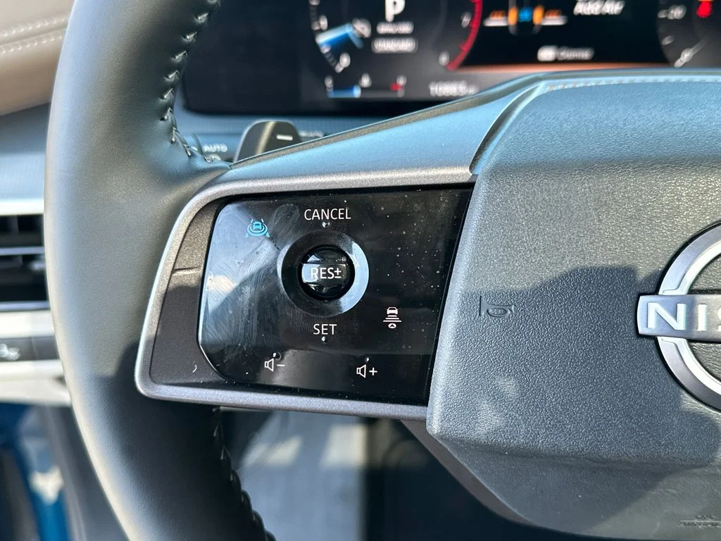 Used 2026 Blue Nissan Platinum image 26