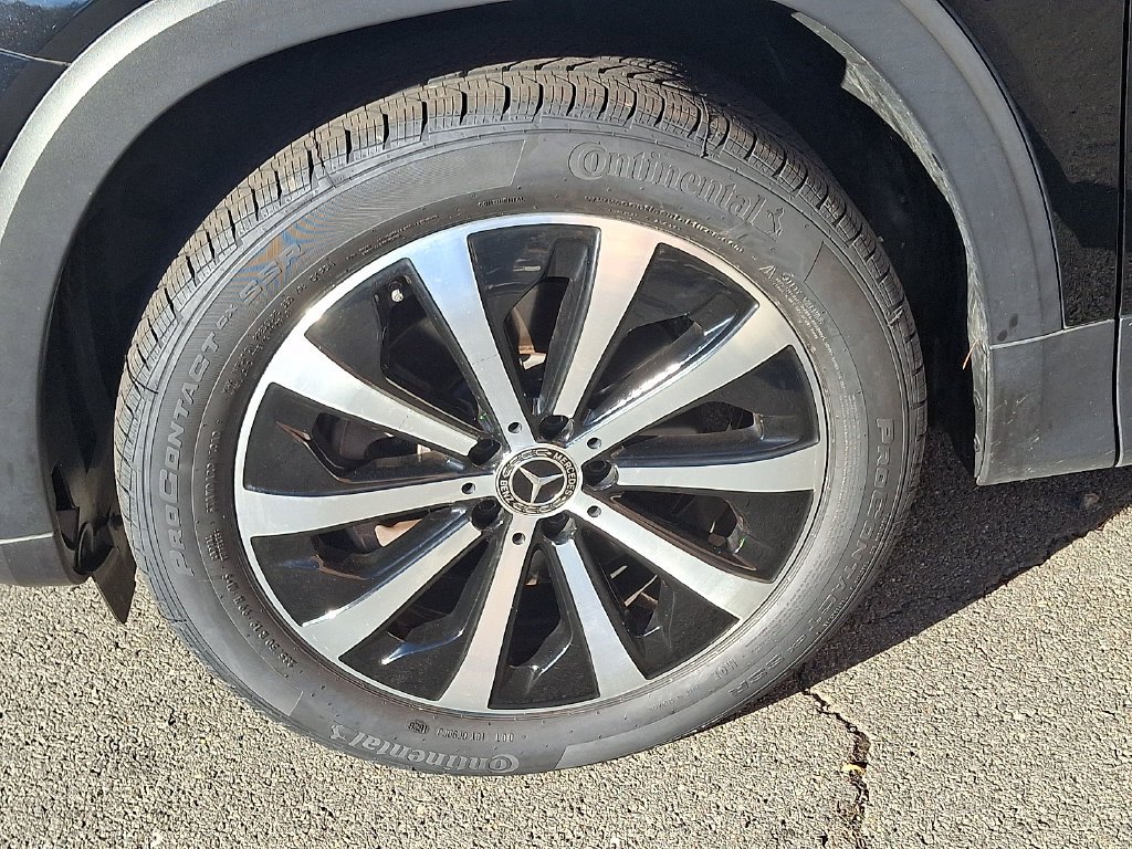 Certified Used 2023  Mercedes-Benz GLB 250 image 8