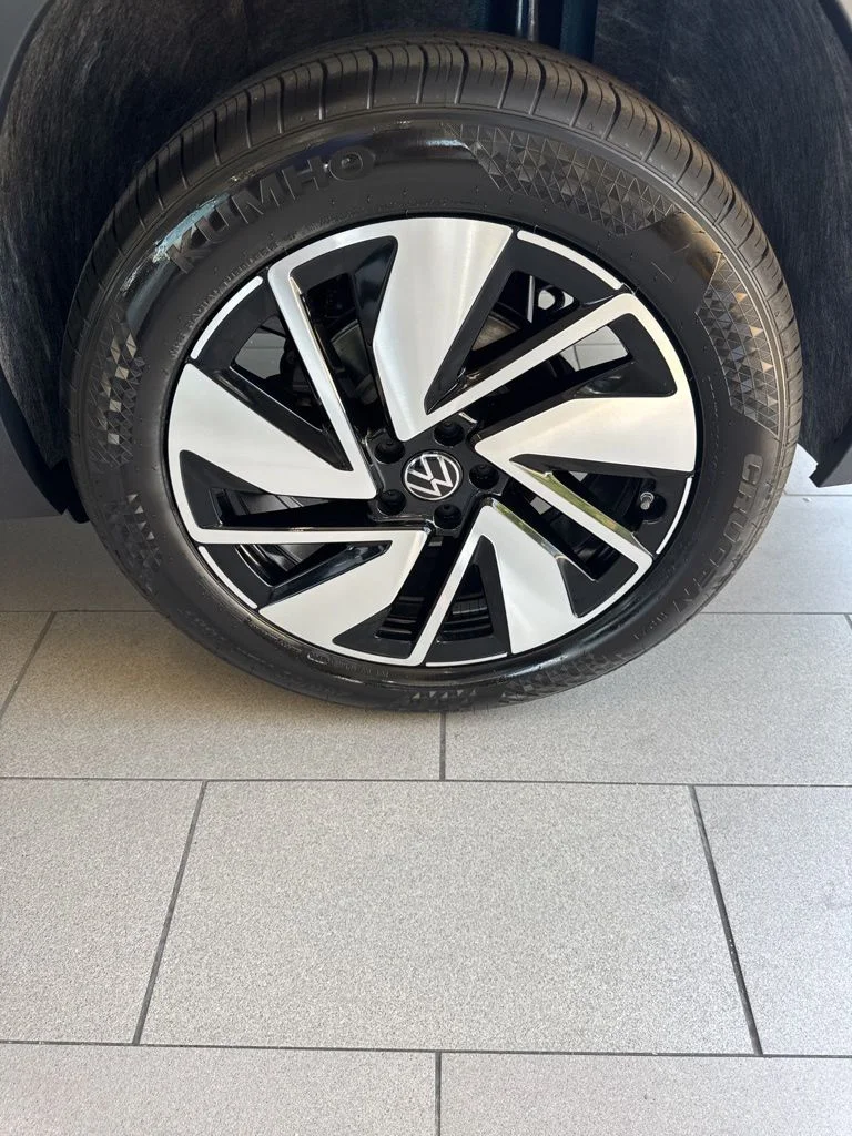 New 2026 Blue Volkswagen 2.0T SE w/Technology image 16
