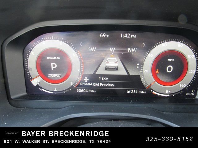 Used 2021 Gray Nissan Platinum image 33