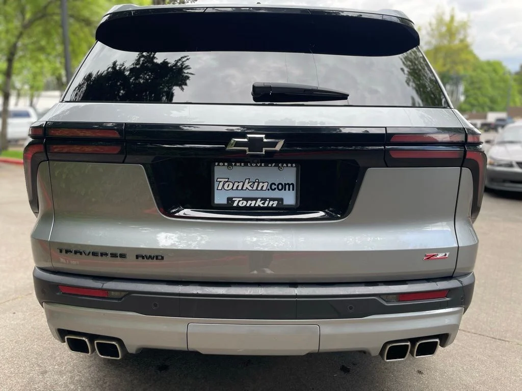 Used 2025 Sterling Gray Metallic Chevrolet Z71 image 6