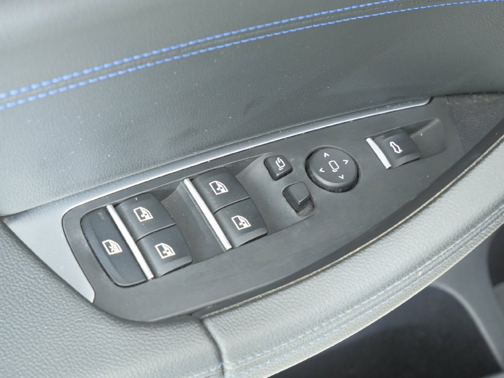 Used 2019 Dark Graphite Metallic BMW M40i image 36