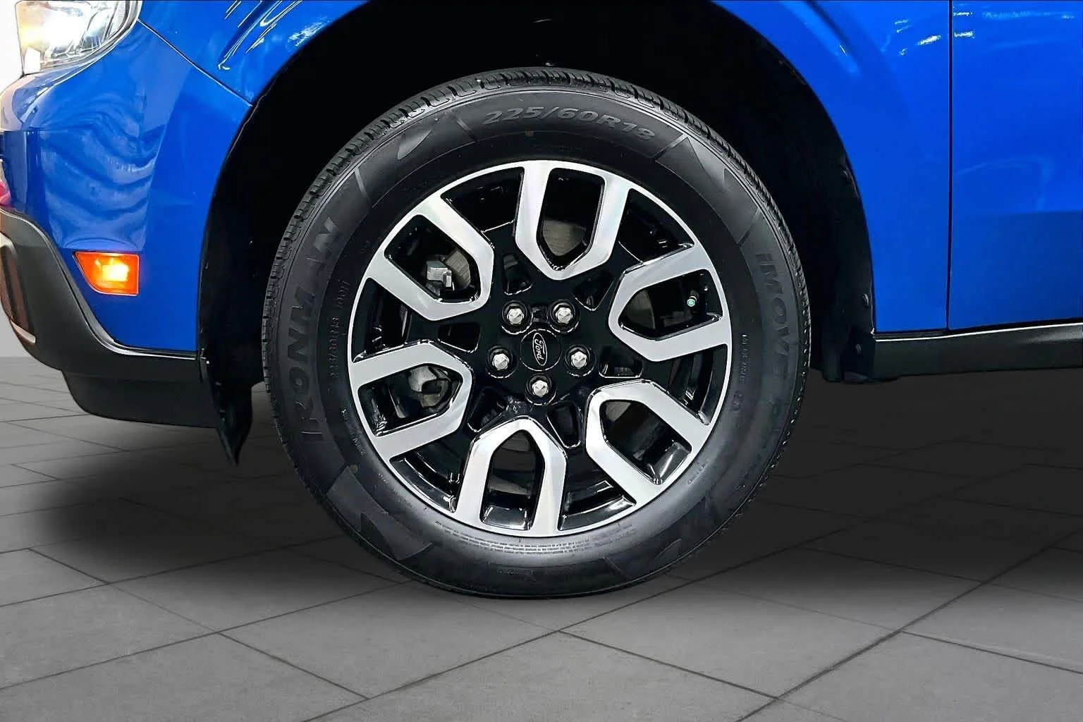 Used 2022 Velocity Blue Metallic Ford Lariat image 10